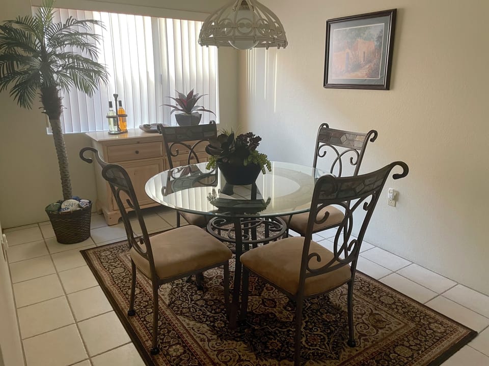 Dining room off Kitchen