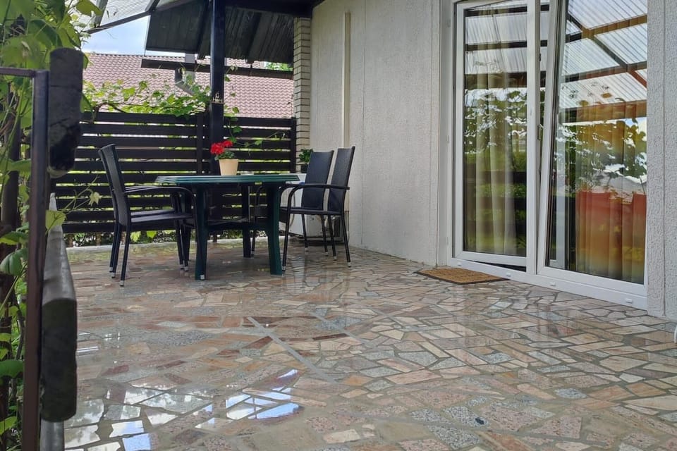 Terrace 1