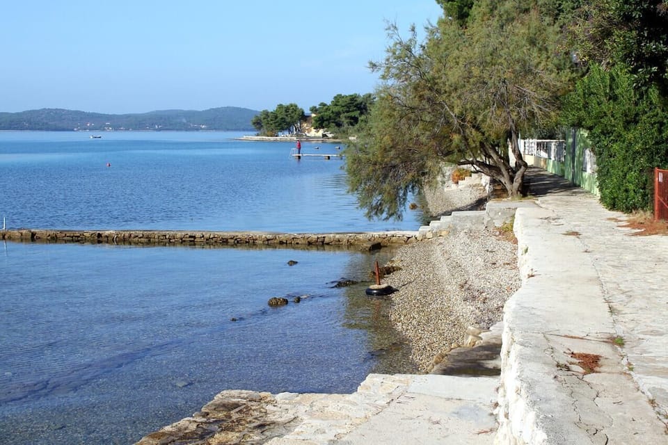 Nearby beaches