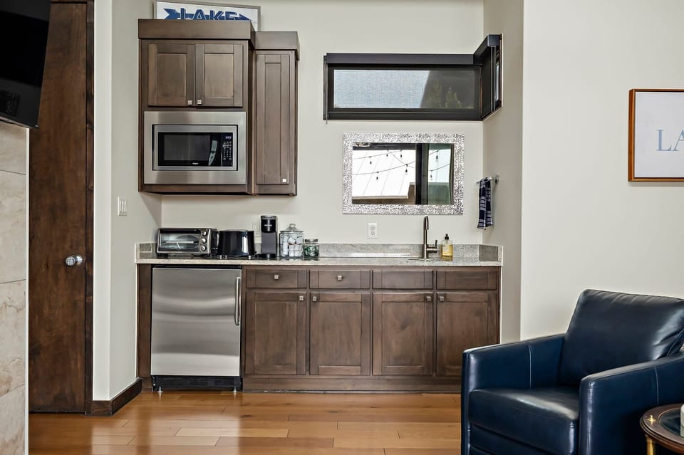 Kitchenette