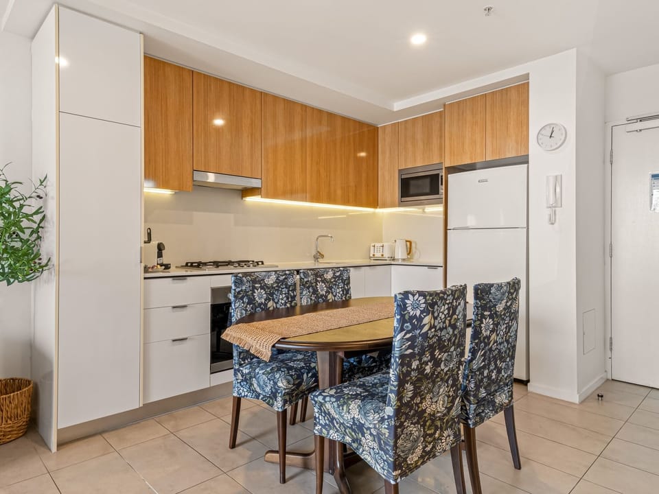 Dining Area/Kitchen