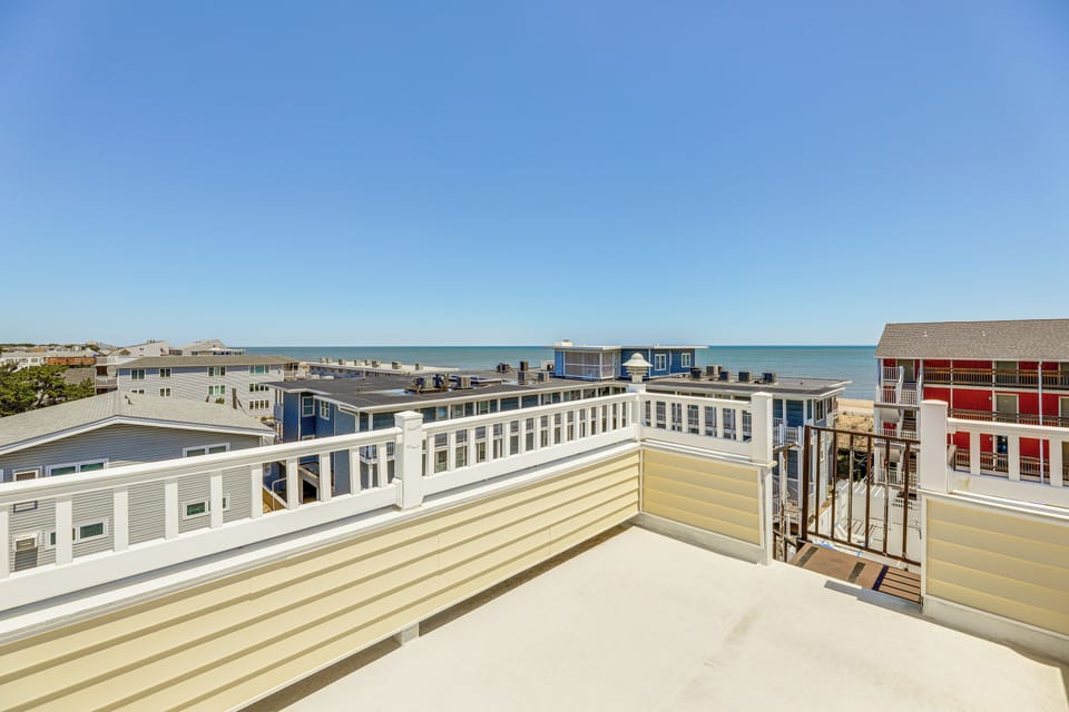 Widow's Walk | Ocean & Beach Views | 3-Story Home