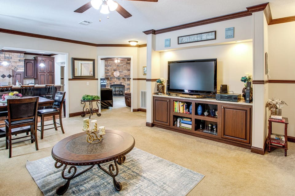 Eastover Vacation Rental | 3BR | 2BA | 1,900 Sq Ft | 6 Steps Required