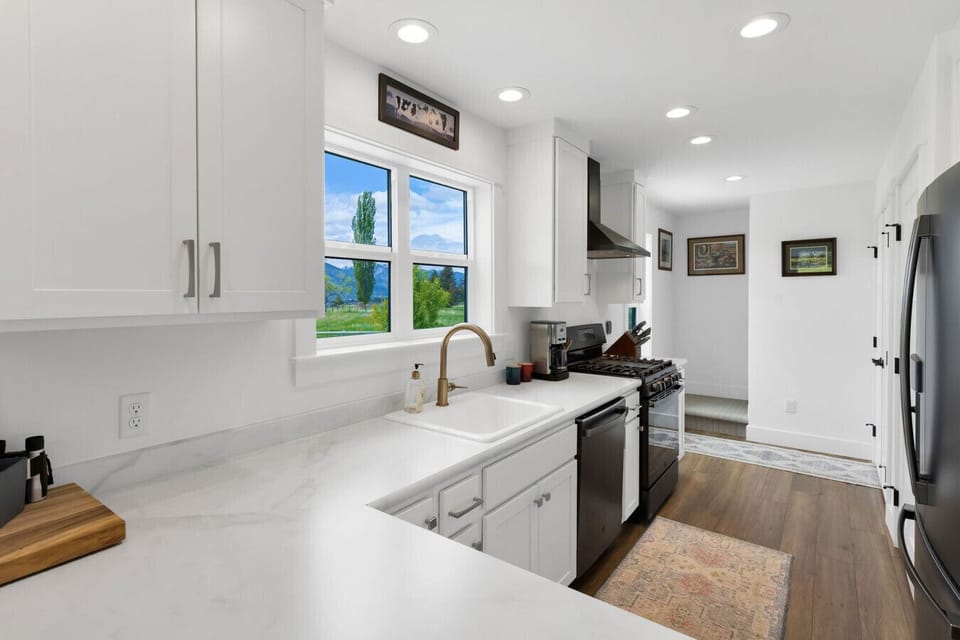 Kitchen Space (Drip Coffee Machine)