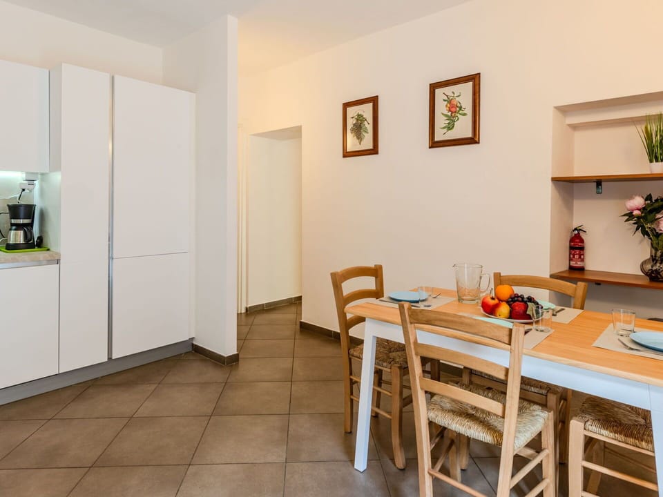Interior Design, Flooring, Wood, Furniture, Floor, Ceiling, Room, Kitchen & Dining Room Table, Apartment, Dining Room