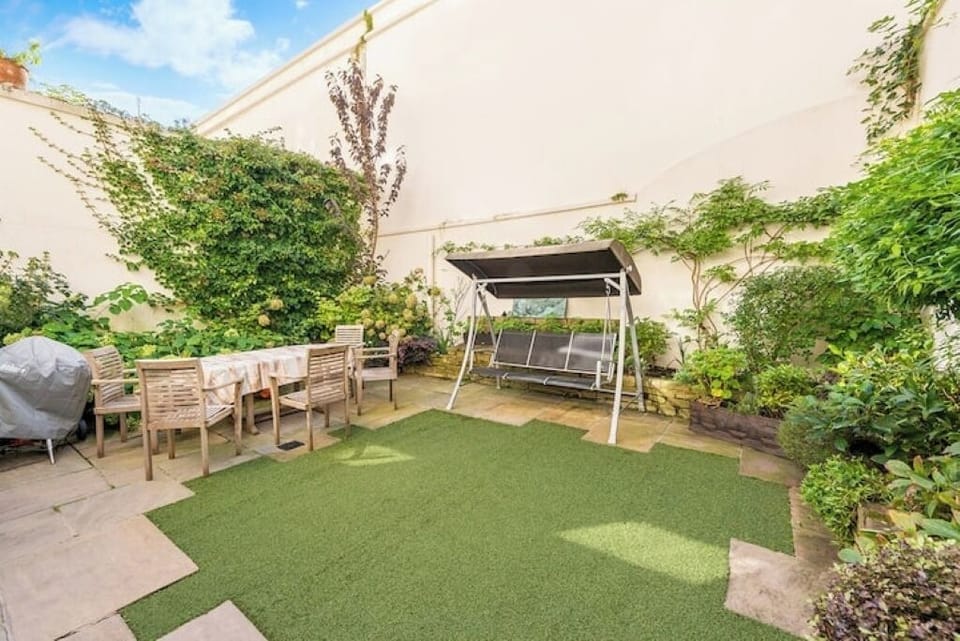 Private garden