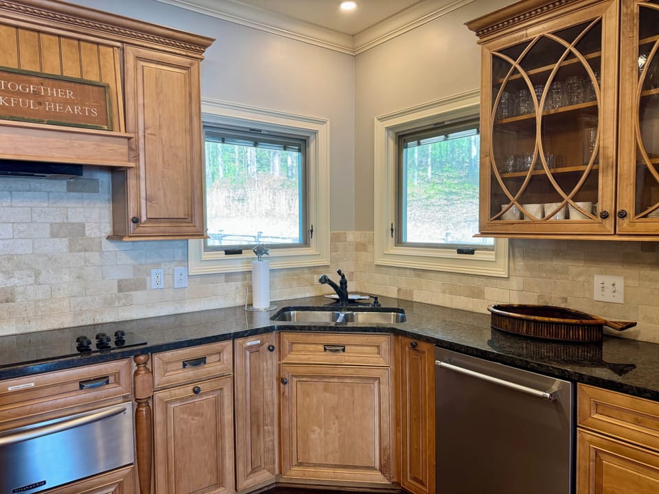 The fully stocked kitchen has everything you need to cook a homecooked meal.