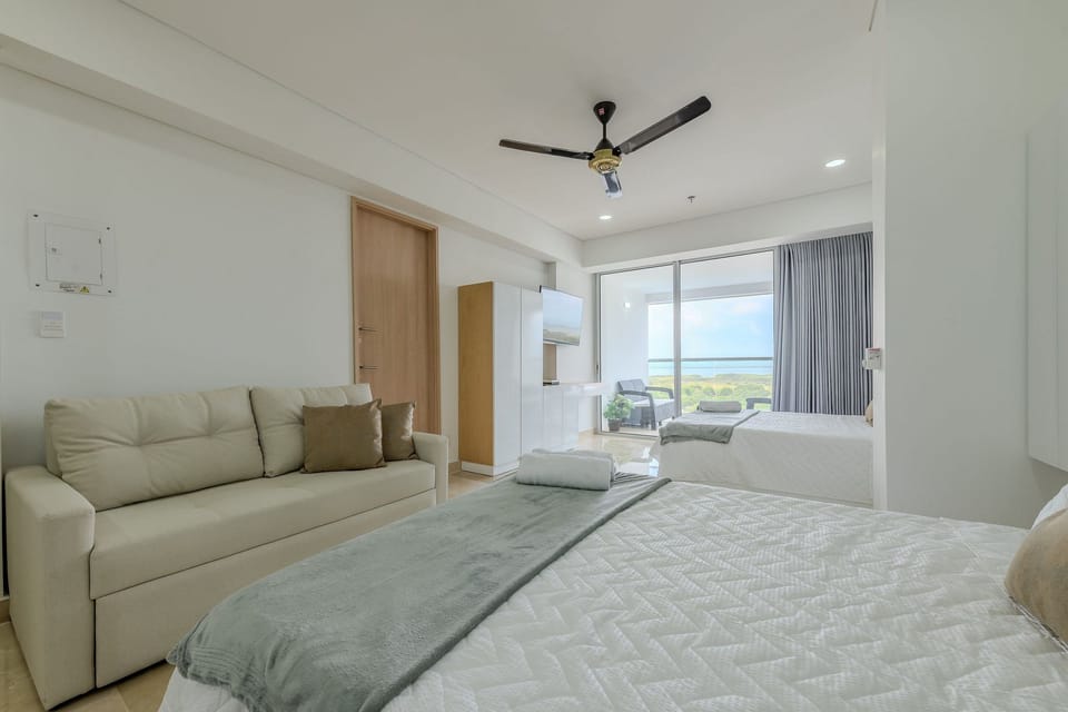 Bed,TV and multimedia