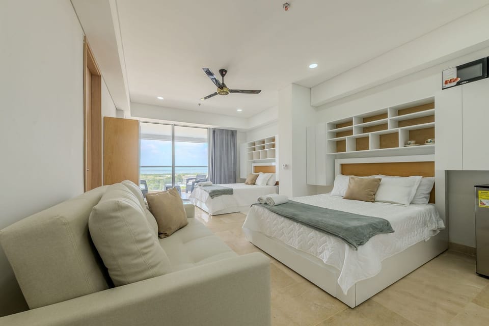 Bed,Photo of the whole room