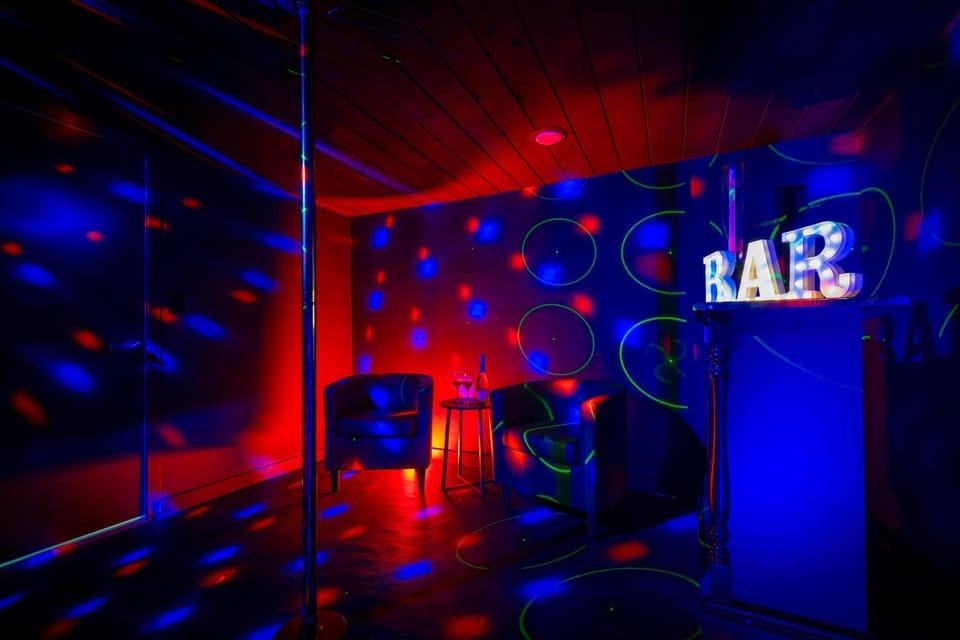 38e43b74-7eea-4a7c-a6f3-a5b6c1efd182