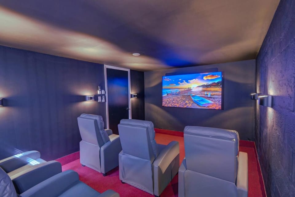 400ce8d0-4c52-47a2-9b25-a3e02a0c4dd1