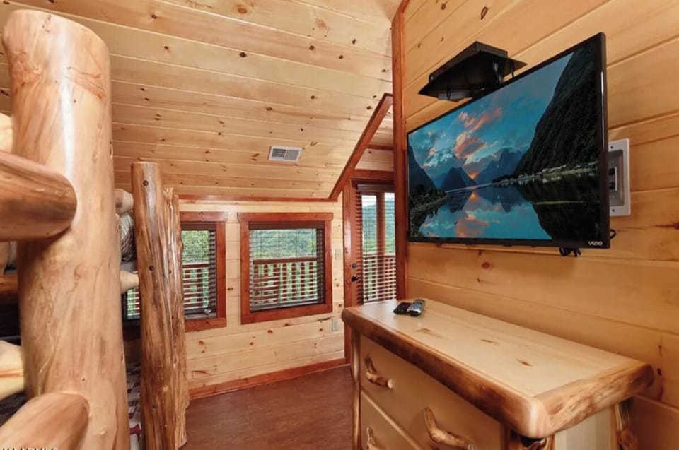 One of Sherwood Love To See You Again's comfy bedrooms