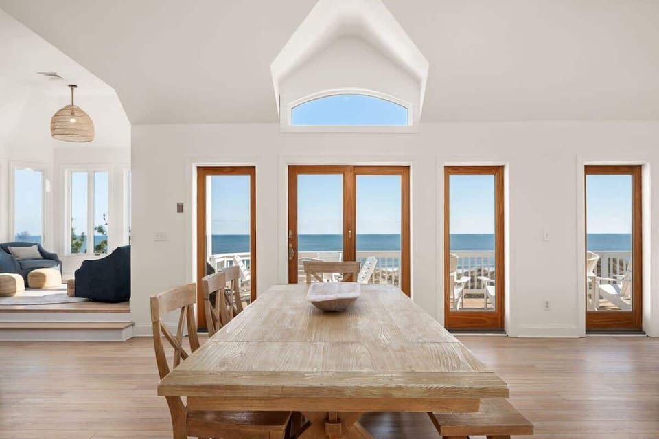 Dining Table Seating for 8