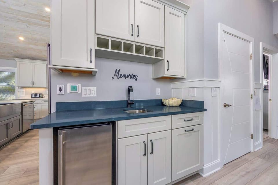 Beverage Fridge and Wet Bar 