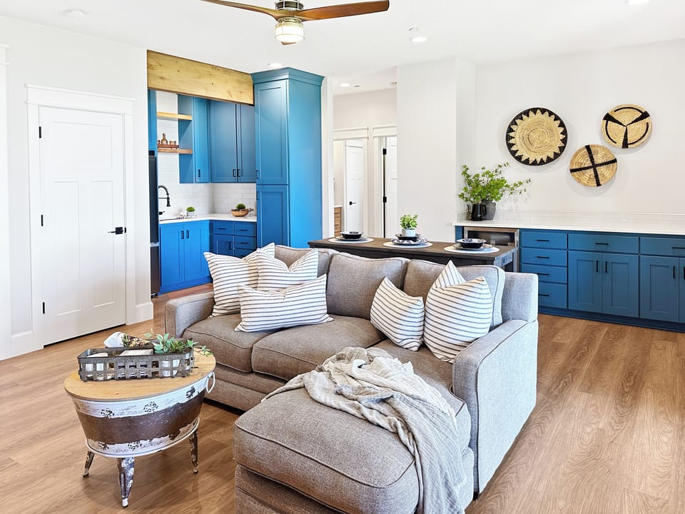 Bright light, bold colors and luxury finishes surround you.