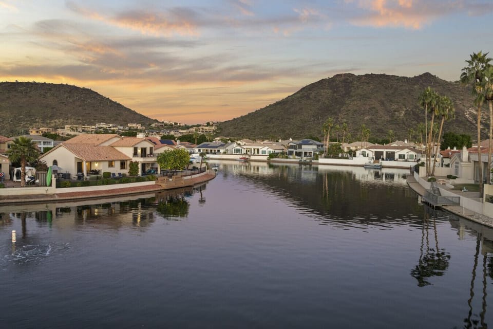 Take in the breathtaking Arizona sunset from this prime lakefront location, offering panoramic mountain views and a peaceful waterfront atmosphere.