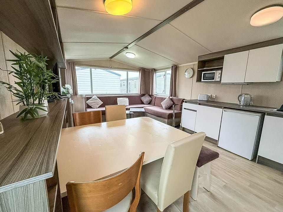 Located in the beautiful coastal town of Harwich, Essex, our holiday homes come with a private kitchen