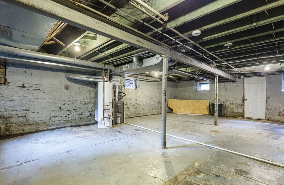 For your convenience and comfort, a reliable hot water heater is located in the basement, ensuring you have access to hot water whenever you need it.