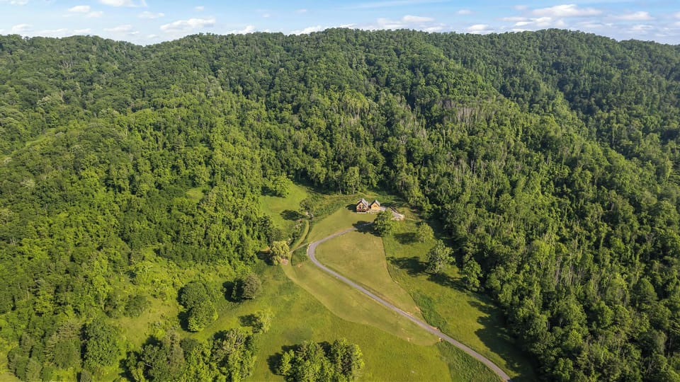 Private and peaceful mountain setting