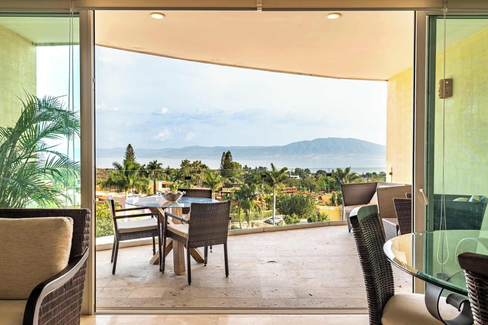 Private Balcony | Breathtaking views of Lake Chapala to enjoy sunrise or sunset