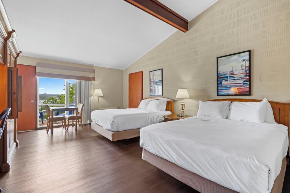 Queen Suite - Two Queen Beds