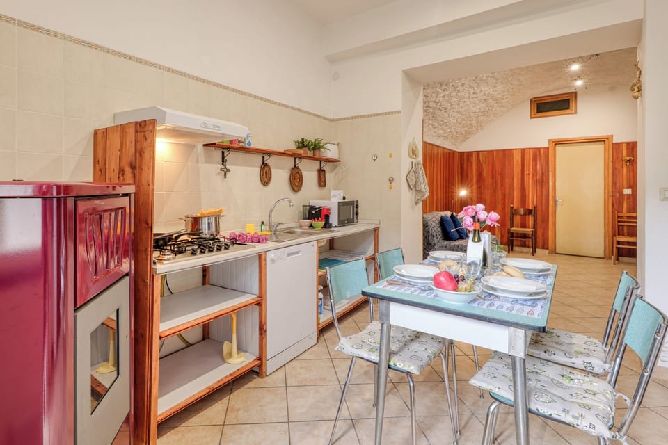 Kitchen and dining area