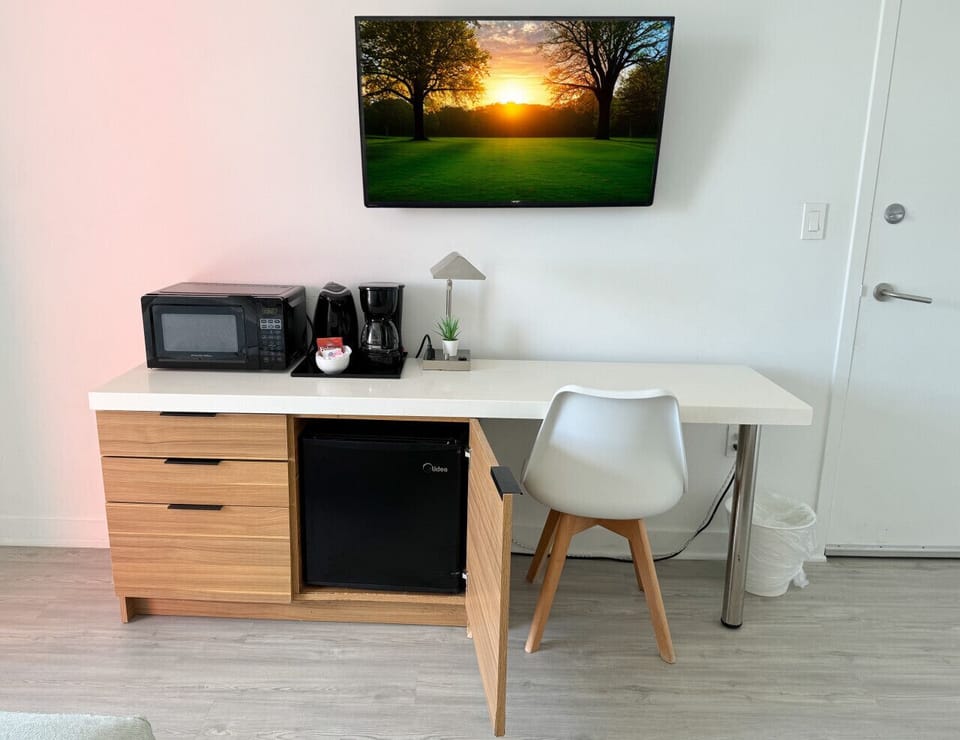 Studio with amenities and TV