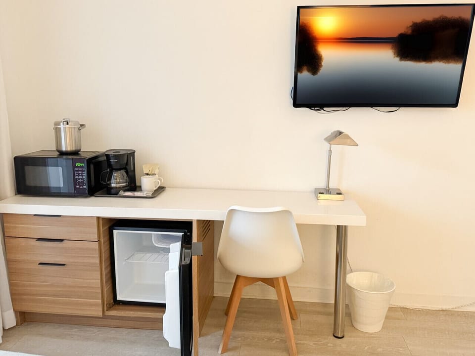 Amenities and workspace studio