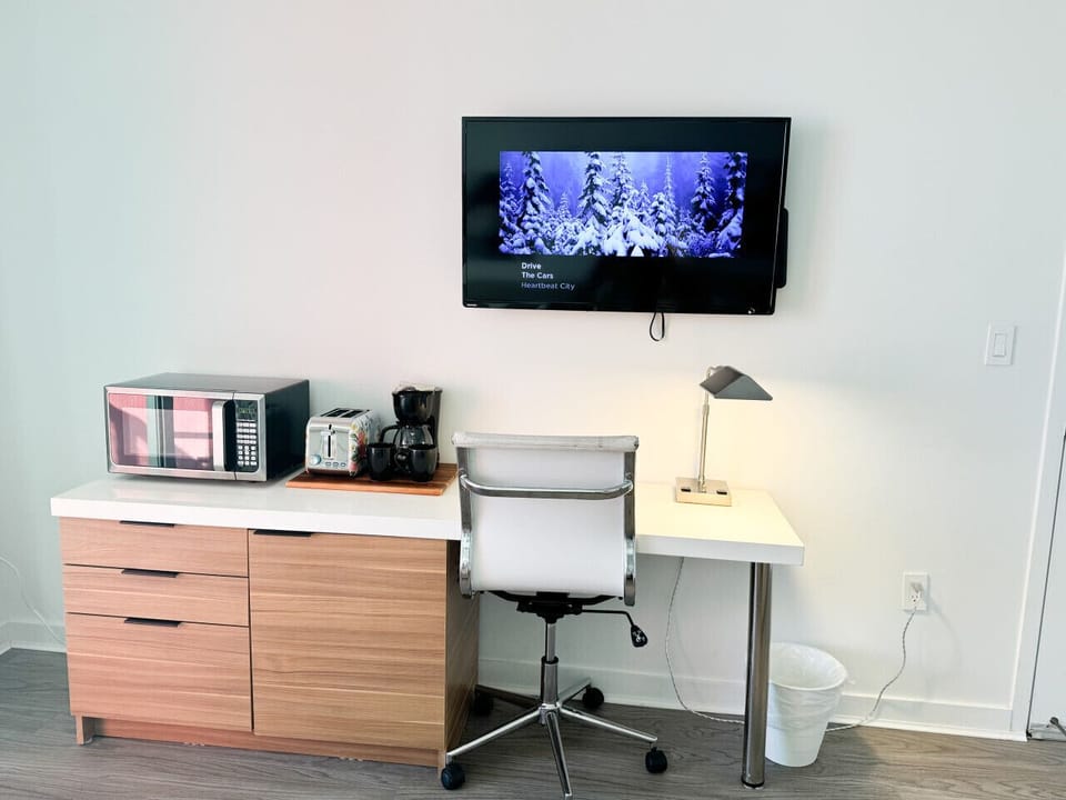 Studio with amenities TV