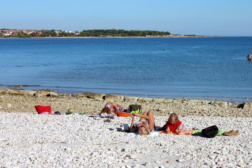 Nearby beaches