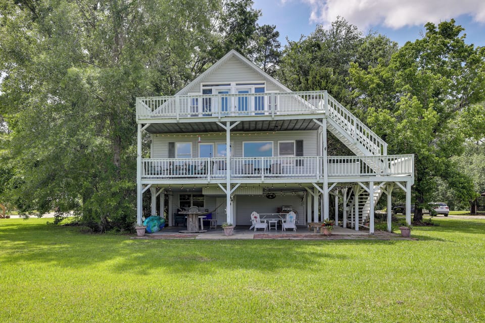 Green Pond Vacation Rental | 3BR | 2BA | 2,056 Sq Ft | Stairs Required
