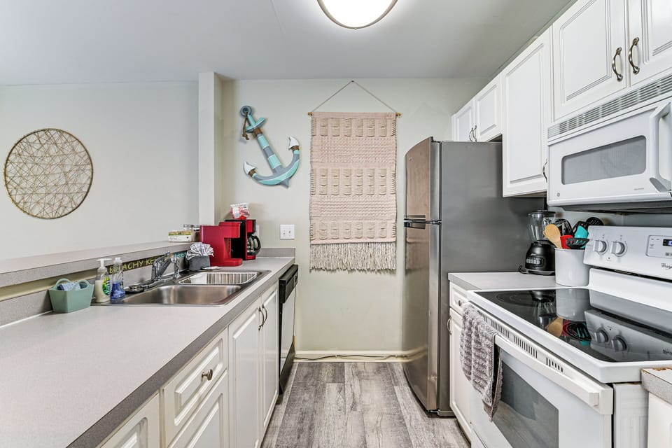 Kitchen | Cooking Basics | Drip & Keurig Coffee Makers | Blender