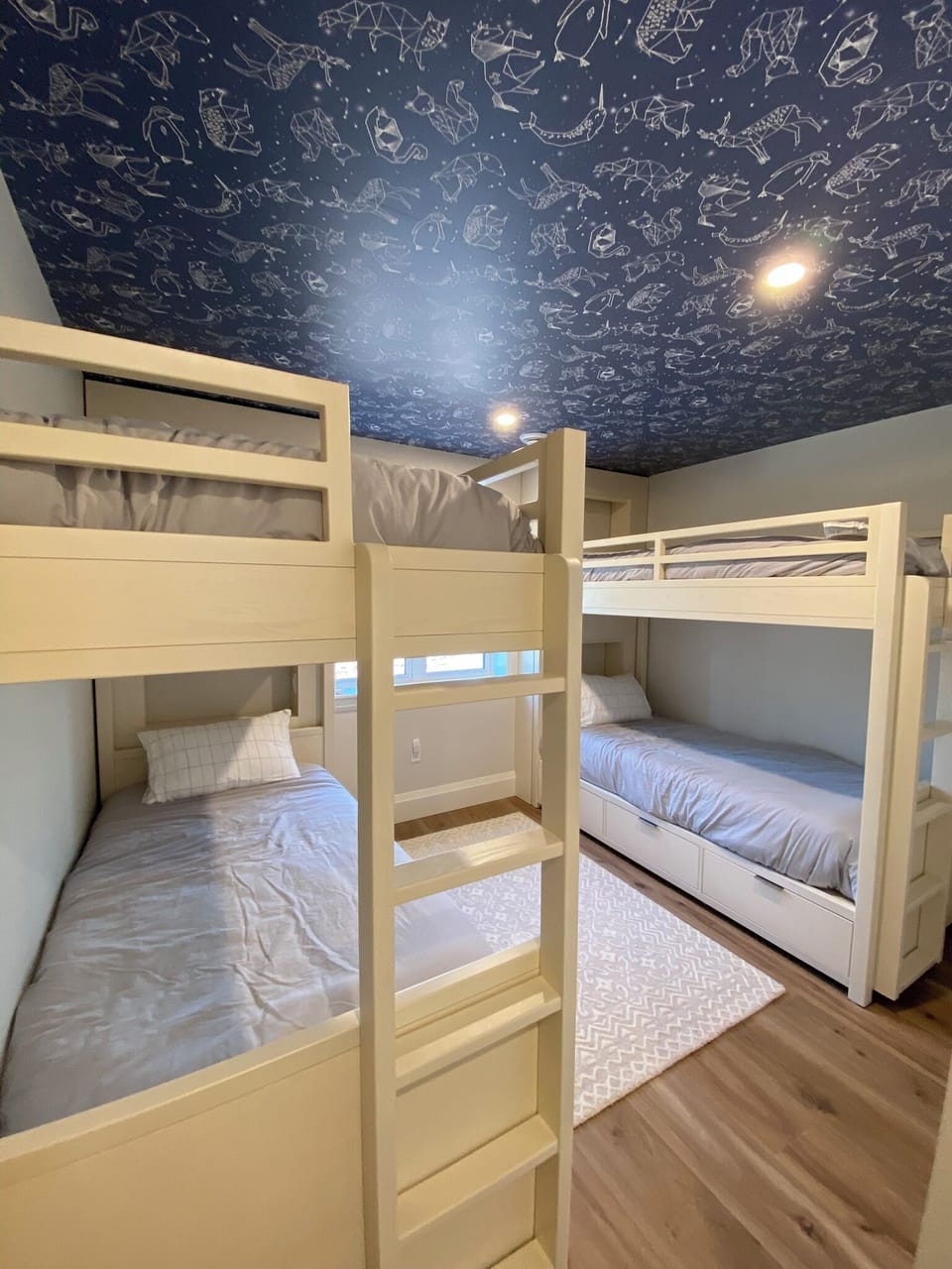Bedroom 9 - two sets of twin bunks. Lower level