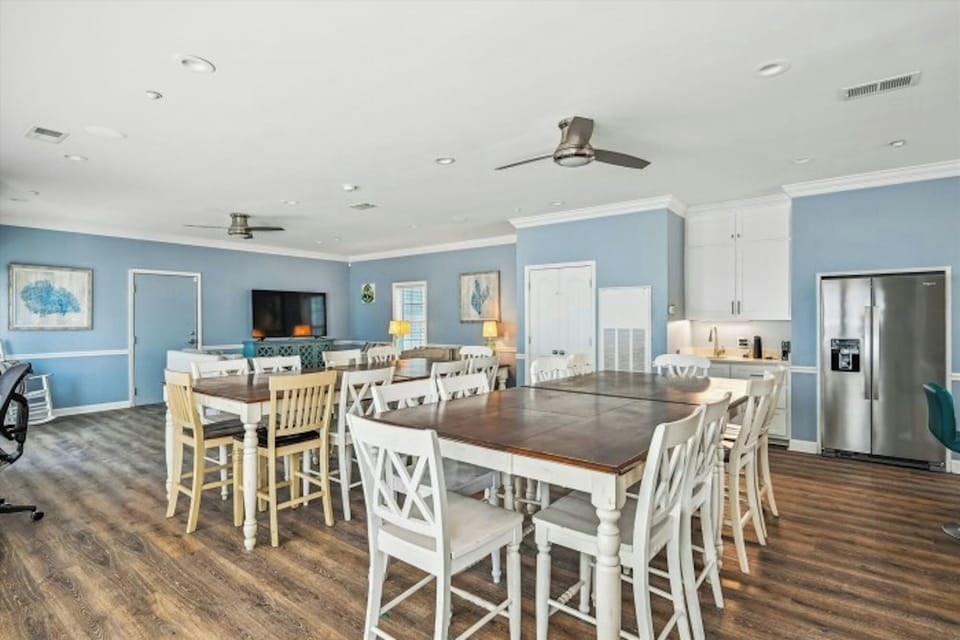 Sit down to a home cooked meal while making wonderful memories.