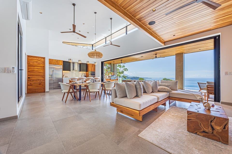 Living & View 2