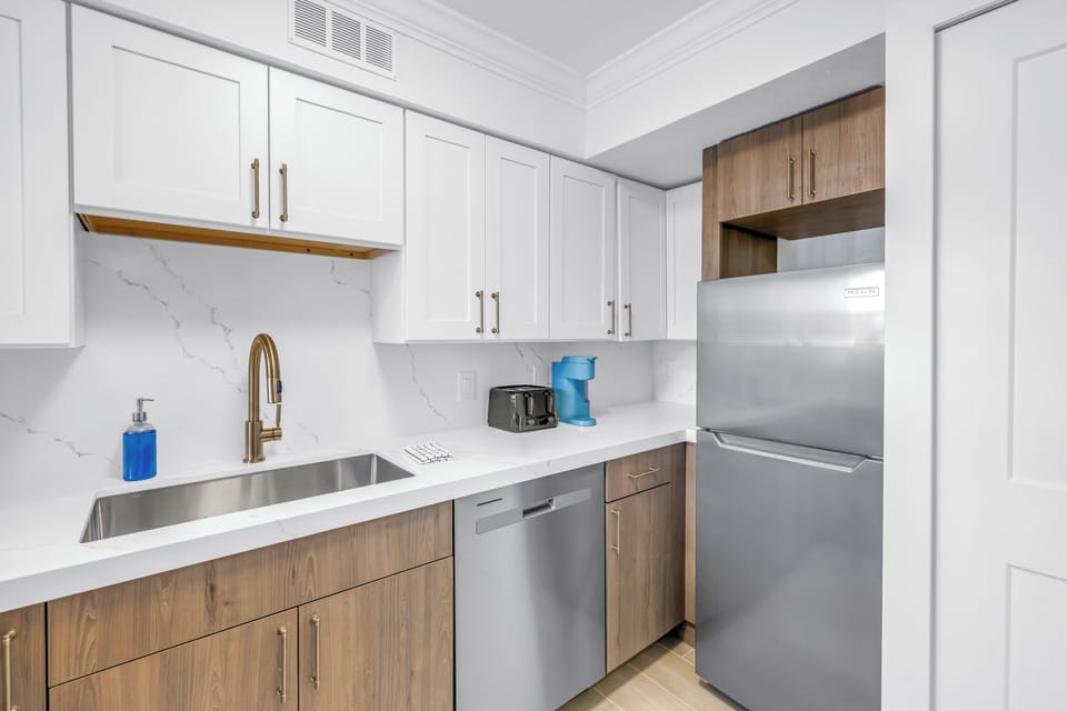 New kitchens, Siesta Key Village 2BR