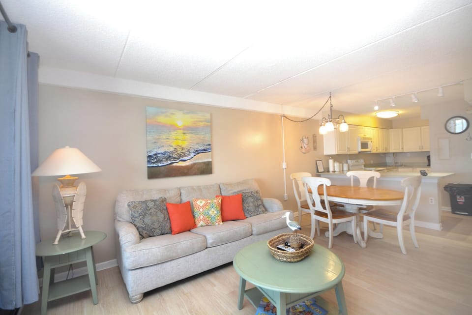 ATLANTIS 505-LIVING-AREA
