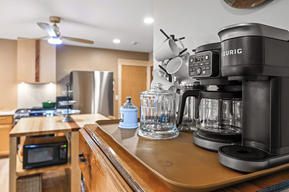 Enjoy your morning coffee with our dual drip coffee maker, Keurig machine, and French press coffee maker.