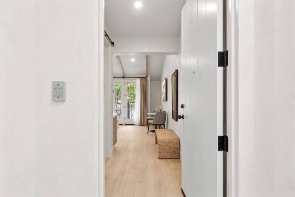 The doors are equipped with smart locks