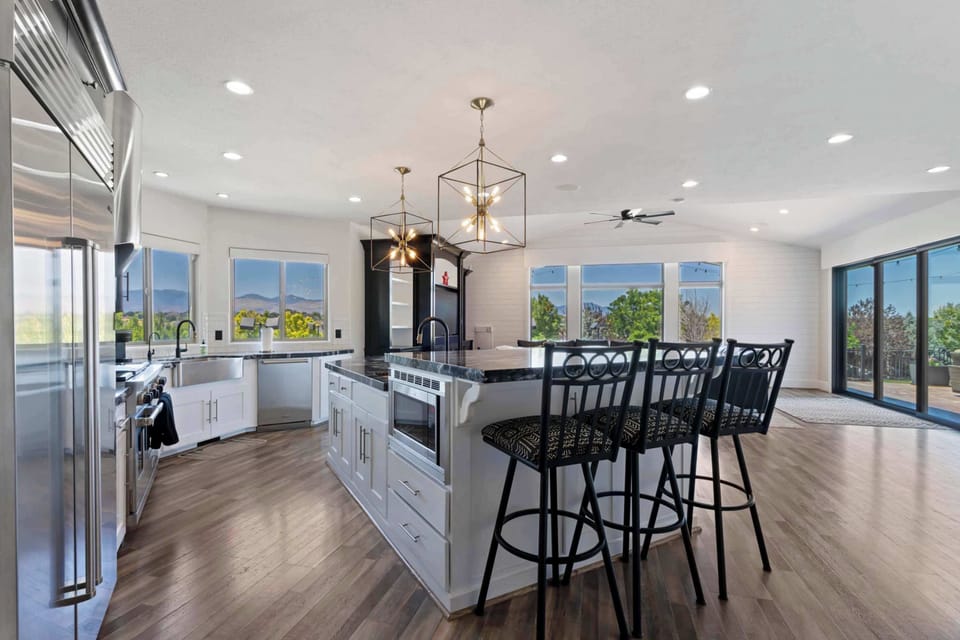 Luxury kitchen with plenty of seating at the breakfast bar