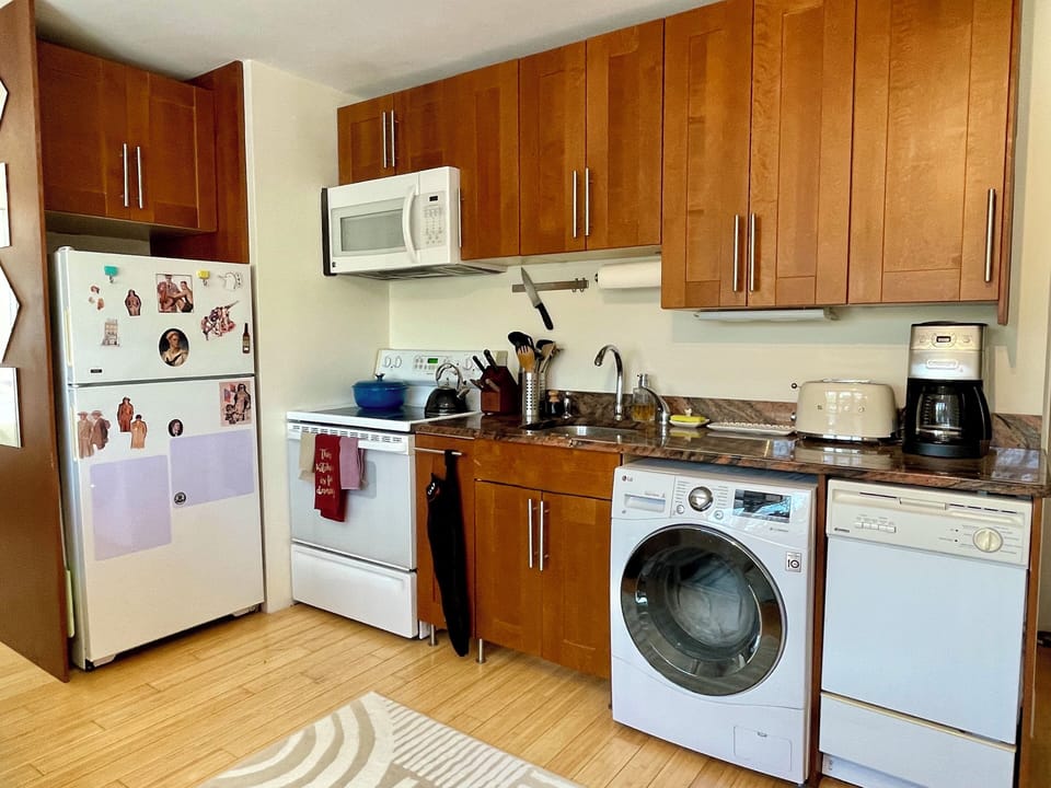 Kitchen with washer/dryer combo