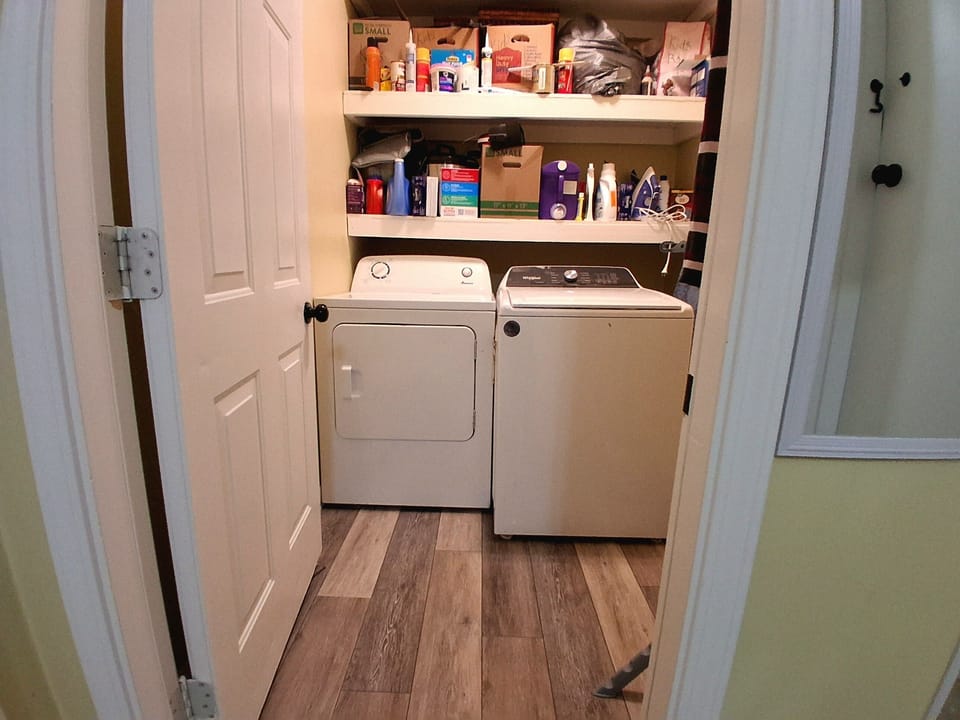 The washer handles queen-size quilts with ease and offers plenty of space—especially handy for large families or longer stays. Please leave bedding for me to launder, as I have a preferred method. Detergent and fabric softener are provided for your use.