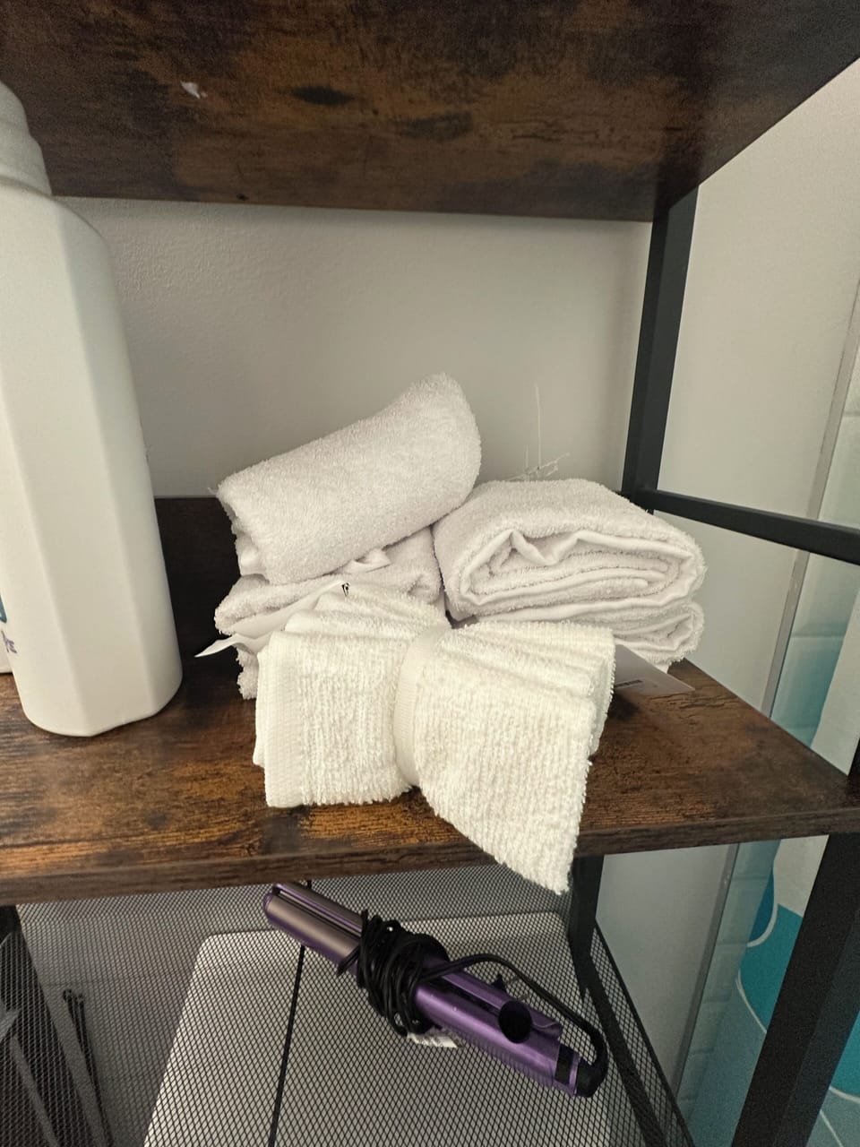 Bathroom amenities