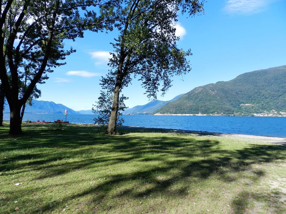 Maccagno con P. e V. - Parco Giona