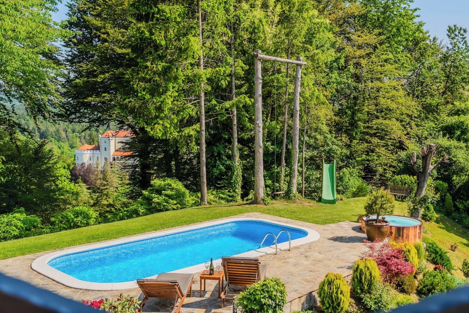 Private Pool
