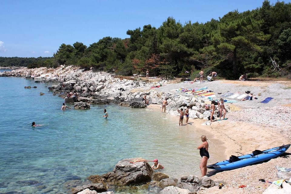 Nearby beaches