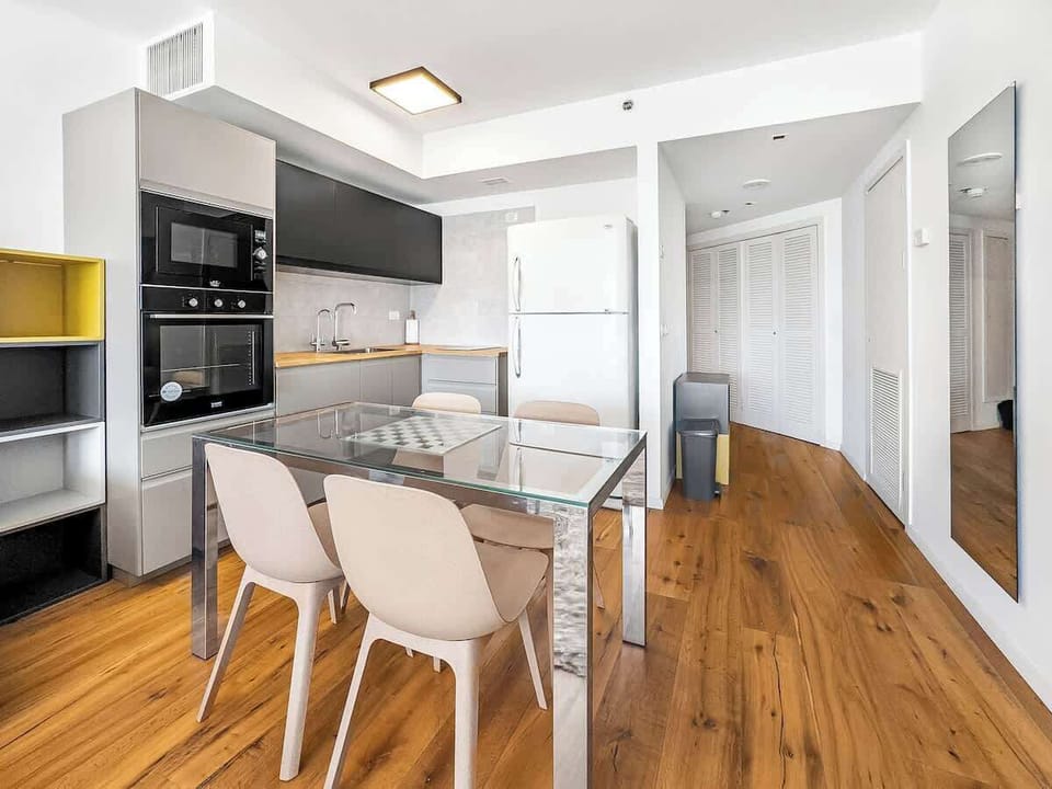Everything set for easy meals and relaxed mornings...