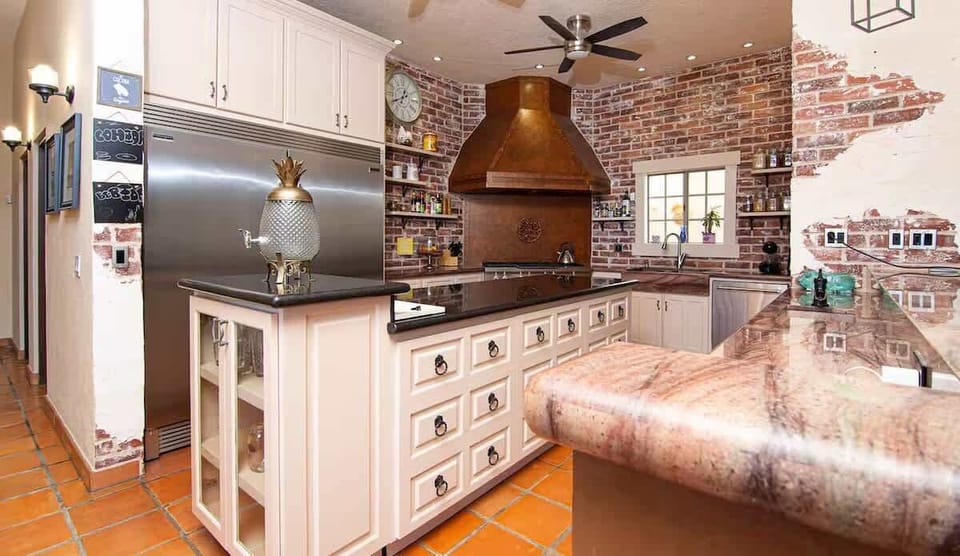Kitchen w/ wide counters perfect for prepping group meals.