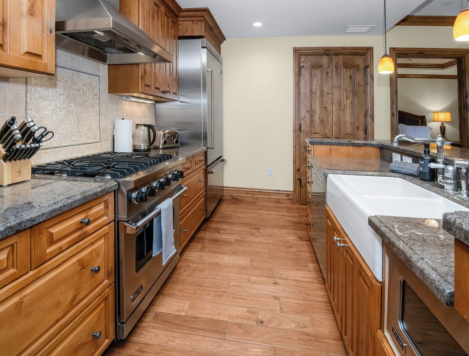 Viking Gas Stove & Oven