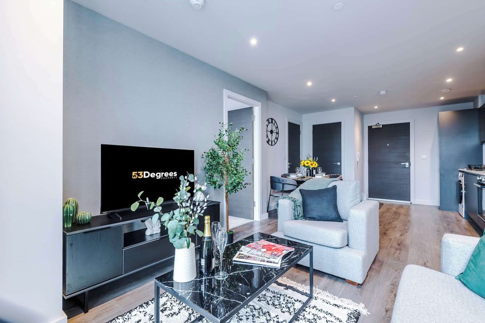 The open-plan living room, dining area and kitchen benefit from a comfortable sofa, SMART TV, complimentary coffee pods, and everything you could possibly need to cook a meal away from home.